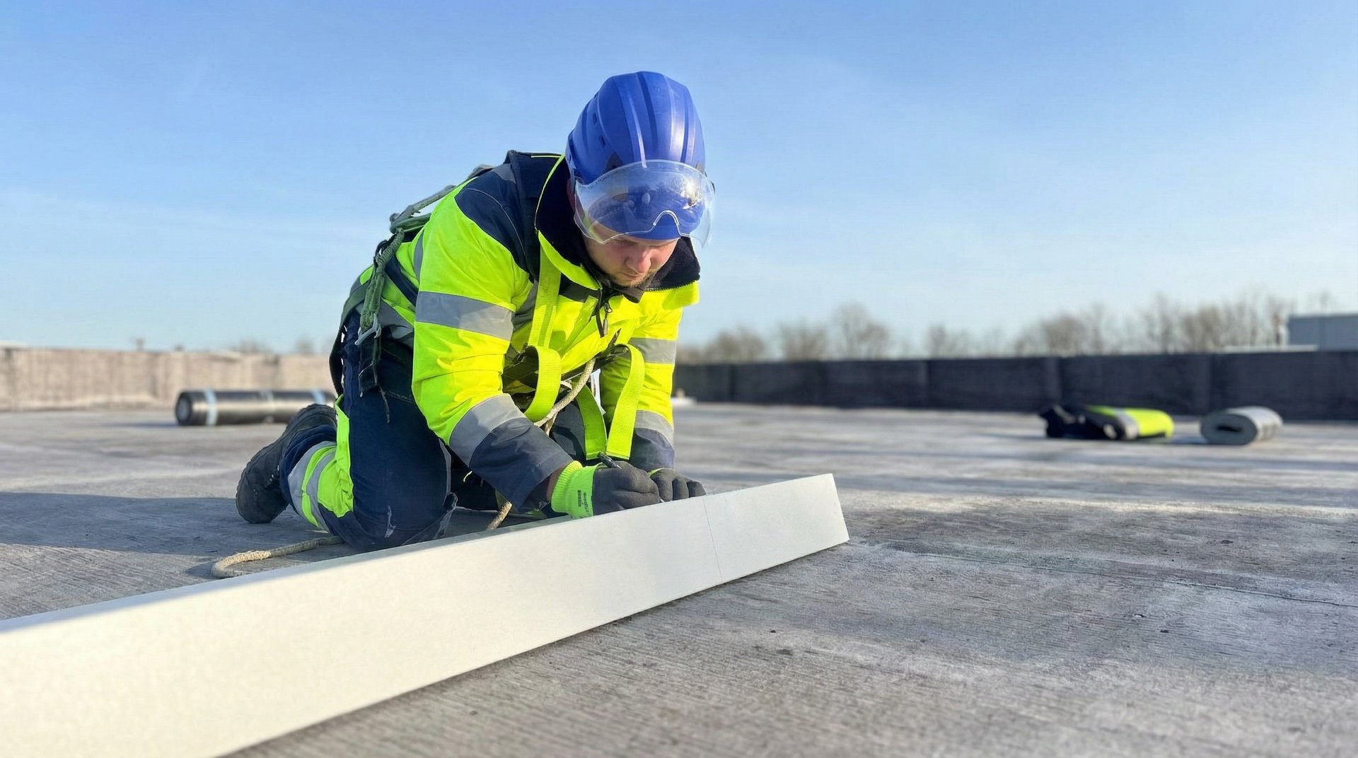 Scandi Logistics Center Oosterwolde — Sandwichpaneele-Montage durch Panel Montage